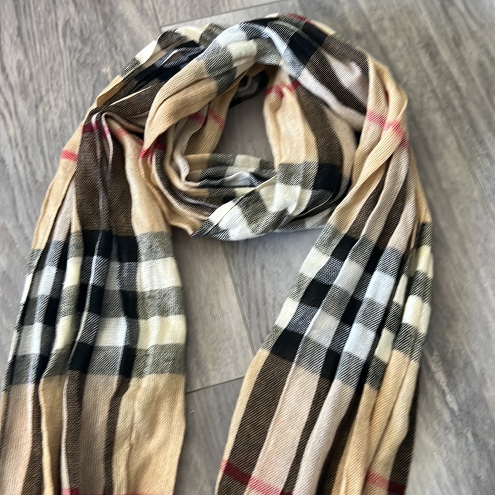 Burberry scarf